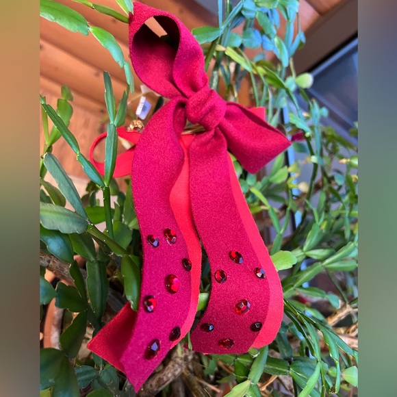 Embellished Felt Hair Bows, Set of Two - Wine - NWT - Picture 6 of 16